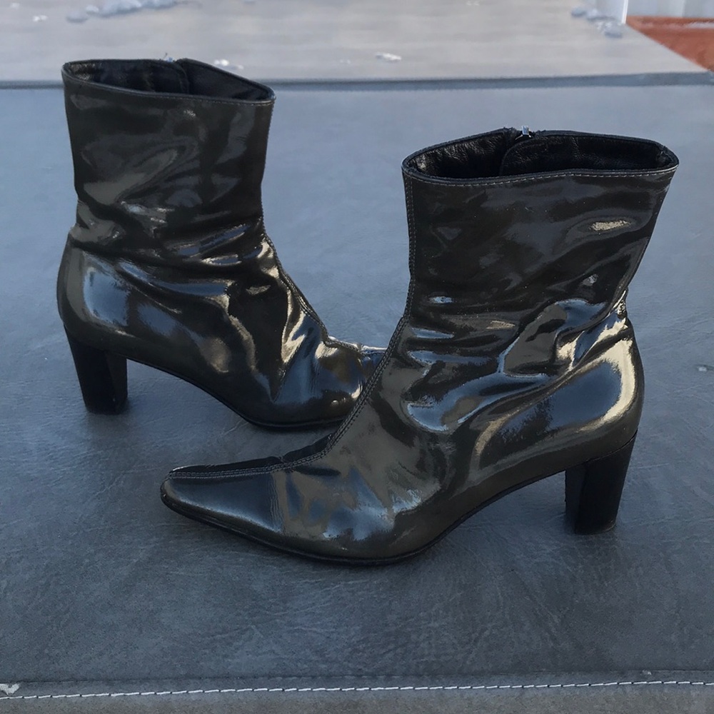 Beautiful patent leather boots made Italy. Size 7